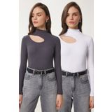 Happiness İstanbul Kadın Antrasit Beyaz 2'Li Paket Cut Out Detaylı Fitilli Örme Bluz GT00235