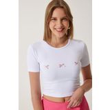Happiness İstanbul Kadın Beyaz Fiyonk Detaylı Crop T-Shirt MC00279
