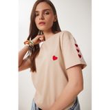 Happiness İstanbul Kadın Bisküvi Kalp Nakışlı Pamuklu Örme T-Shirt MP00032