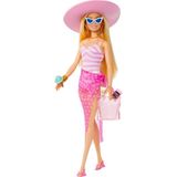 Happy Trend Pembe ve Beyaz Mayosu, Şapkası, El Çantası ve Plaj Temalı Aksesuarları Olan Sarışın Barbie® Bebek, HPL73