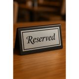 Happynesso Masa Yazısı Serisinden SİYAH Pleksi Üstü TEK Yön SİLVER Metal "RESERVED" Yazısı - 100 Mm X 50 Mm