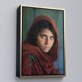 Harita Sepeti Altın Çerçeveli Afgan Kızı Ünlü Fotoğrafçı Stteve Mccurry National Geographic Kanvas Tablo 55 X 75 Altın Frm5217
