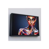 Harita Sepeti Siyah Çerçeveli Güzel Kız Portresi Yağlıboya Görünüm Dekoratif Kanvas Duvar Tablosu 40 X 55 Siyah Frm_3511
