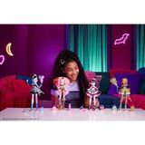 Havalı Doğum Günü Pasta Seti Ve Clawdeen Wolf Bebek, Pasta Kreması Ve Süsleme Şırıngası Gibi 20'Den Fazla Aksesuar İçeren Pasta Süsleme T