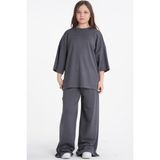 Haykids Kız Çocuk Renkli Oysho Kumaş Rahat Kesim Ev Takımı – Oversize T-Shirt ve Geniş Paça Pantolon Seti | Konforlu Lounge Giyimi - 10 Yaş - Füme