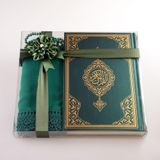 Hayrat Neşriyat Şal + Tesbih + Kuran Hediye Seti (Hafız Boy, Standart Cilt, Yeşil)