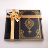 Hayrat Neşriyat Şal + Tesbih + Kuran Hediye Seti (Orta Boy, Standart Cilt, Siyah)