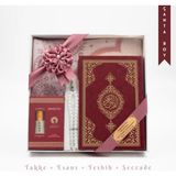 Hayrat Neşriyat Takke + Esans + Tesbih + Seccade + Kuran Hediye Seti (Çanta Boy, Bordo)