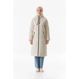 hazelin Kadın Tesettür Ekru Kapüşonlu Kapitone Uzun Şişme Mont HZL26W-BD151771