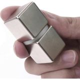 Hdg Dev Küp Neodyum Mıknatıs Magnet 20X20X20 mm - 2 Adet - Gümüş