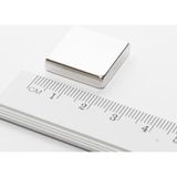 Hdg Kare Neodyum Mıknatıs Magnet Çap: 20X20X5 mm - 1 Adet - Çok Renkli