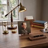 Hedea Atatürk Masaüstü Ahşap Tablo - Kabartmalı Baskı Şık Hediyelik 16x16 cm No 2