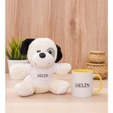 Hediye Dükkanı Kişiye Özel Çiçek Harf Tasarım isim Yazılı Sarı Kupa Bardak ve Peluş Köpek