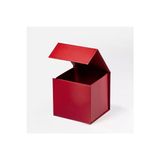 Hediye Takı Kutusu S 12x12x12 cm Kırmızı Lamine Mıknatıslı Kapak