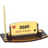 Hediye Vakti Eczacılara Özel Kalemli Ahşap Ofis Masa Isimliği