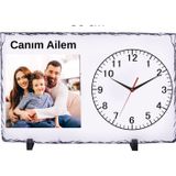Hediye Vakti Kişiye Özel Fotoğraflı Doğal Taş Masa Saati 25x38 cm – Aile Temalı Dekoratif Saat