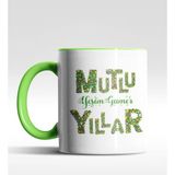 Hediye Zengini Kişiye Özel Mutlu Yıllar Text Tasarımlı Yeşil Kupa - 200 ml - 1 Adet - Beyaz - Yeşil