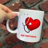 Hediyeci Abla Size Özel Aşk Doktorum Seramik Baskılı Beyaz Kupa Bardak
