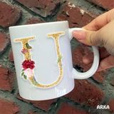 Hediyeci Abla Size Özel U Harfli Seramik Baskılı Beyaz Kupa Bardak