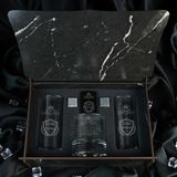 Hediyelerin Efendisi Ahşap Kutulu Retro Tasarımlı Kişiye Özel Rakı, Çakmak ve Taşlı Viski Kadehi Seti - Siyah
