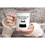 Hediyene Bak Panda Sıradan Birisiyim Ama En Ön Sıradan Baskılı Seramik Kahve Çay Kupası - Beyaz - 330 ml