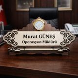 Hediyeniz Bizde Kişiye Özel Saatli Ahşap Masa İsimliği