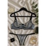 Hepimiz alalım Siyah Çiçek Desenli Dantel Bralet & Külot İç Giyim Takımı