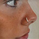Heppii 925 Ayar Gümüş Halka Taşlı Hızma Burun Piercing 9 Mm Gümüş Renkli