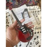 Herşey Nota Elektro Gitar El Yapımı Ahşap Minyatür Biblo 25 cm Queen Freddie Mercury - Violin Sunburst