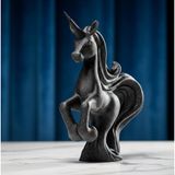 Hivhestın Göz Alıcı Büyü: Siyah Unicorn Heykeli (13cm) - 3D Baskı Sanatı