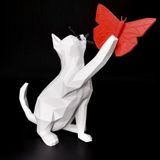 Hivhestın Kelebekle Oynayan Kedi Figürü 15 cm – Dekoratif Obje 3D Yazıcı Baskı PLA