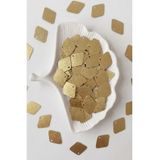 hobi dünyası evim Baklava Şekilli Pulsan 1.Kalite Sedefli Güpür Takı Yazma Kumaş Bandana File Bere Çanta Süsleme Pulu Plastik Payet Pul Boncuk -25 Gram 60-65 Adet -Renk Mat Altın -Ebat : ,5,5 cm -3,5 cm