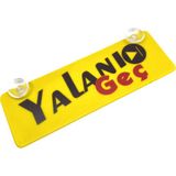 Hobibahçem Yalanı Geç Yazılı Sarı Dekor Plaka Vantuzlu Cam Süsü 22X7.5CM - Belirtilmemiş