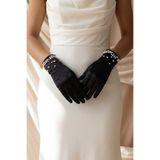 Hobigram Aurevra Pearl Siyah Satin Eldiven – İnci Detaylı Kısa Lüks Gelin ve Davet Aksesuarı