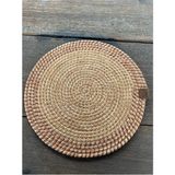 Home İnn Tekstil Home İnn Design Serisi - 33 cm El Örmesi Supla - Lüks Dekoratif Amerikan Servis - 33 x 33 - Kırmızı - Natürel