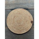 Home İnn Tekstil Home İnn Design Serisi - 33 cm El Örmesi Supla - Lüks Dekoratif Amerikan Servis - 33 x 33 - Natural