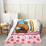 Homemissing Karikatür Ayı Flanel Polar Koltuk Çocuklar için Battaniye Ayı Hayvan Tüm Sezon Yatak Battaniyesi Çift Kişilik 152 cm x 200 cm Çilek Bulanık Battaniye Yatak Odası Dekoru Kawaii Çilek Peluş