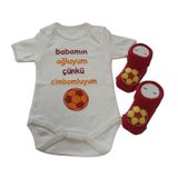 Hoşgeldin Bebek, Yenidoğan Erkek Bebek, Sarı Kırmızı Taraftar Baskılı Badi Aksesuarlı Çorap Hediye Seti (6-9 AY)