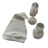 Hoşgeldin Bebek, Yenidoğan Unisex Bebek, Beyaz Şapka Ponpon Çorap Hediye Seti