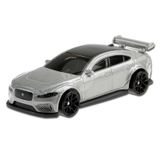 Hot Wheels GHF47 Nightburnerz Jaguar XE SV Project 8 Oyuncak Araba
