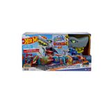 Hot Wheels HTN82 Muhteşem Köpek Balığı Araba Yıkama Oyun Seti
