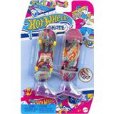 Hot Wheels HXL17-HXL19 Skate Retro Temalı 2'li Ayakkabı ve Parmak Kaykay