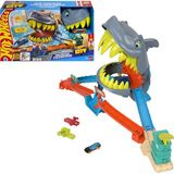Hot Wheels Köpek balığını yendiğiniz veya ona yem olduğunuz Hot Wheels City oyuncak araba ve pist seti, Köpek Balığı Sahilde oyun seti, 1:64 ölçekli metal araba, 2 farklı oyun modu, JHL96