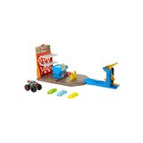 Hot Wheels Monster Trucks Patlama Istasyonu Oyun Seti ve 1 Adet 1:64 Ölçekli Hw Demo Derby ile 3 Ade