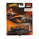 Hot Wheels Premium Formula 1 2025 1/64 Ölçekli Mclaren F1 Team #4 Metal Gövde ile Gerçekçi Detaylar