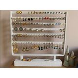 HouseTrend Küpe Standı ve Takı Organizeri – Metal Küpe Askısı ve Mücevher Düzenleyici – Sallantılı, Halka ve Vidalı Küpeler İçin Dekoratif Masaüstü Takı Tutucu Sergileme Standı - Earring Holder