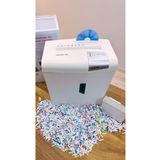 HSM Shredstar X5 Evrak Imha Makinesi / Kağıt Kırpma Makinesi - Cd Imha Makinesi - Çapraz Kesim 4,5x3