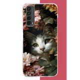 Huawei P Smart 2021 Uyumlu Çiçeklere Gizlenen Kedi Baskılı Silikon Kılıf