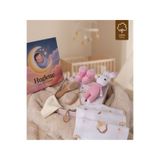 Huglette Winny - Kız Bebek Takım Yenidoğan Hediyelik Seti - %100 Pamuk Müslin Set, Örme Patik, El Örgüsü Amigurumi Oyuncak, Sabun Fırça Seti