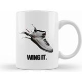 Humuts Air Jordan Iı 2 Designer Bruce Kilgore Released 1986 Athletic Sports Sneaker Fan Mens S Kids Kupa Bardak